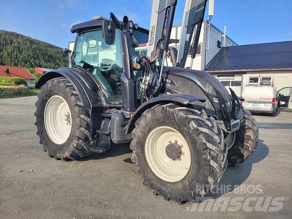 Valtra N174D Traktorit