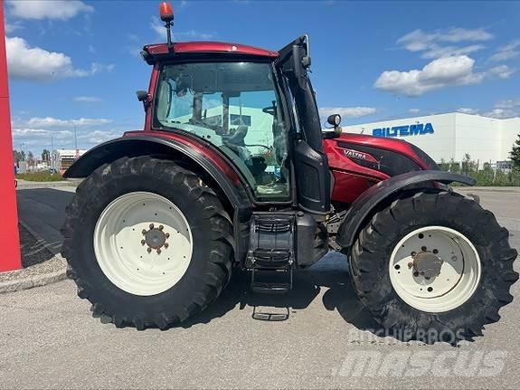 Valtra N174D Traktorit