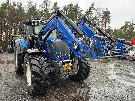 Valtra N174D Traktorit