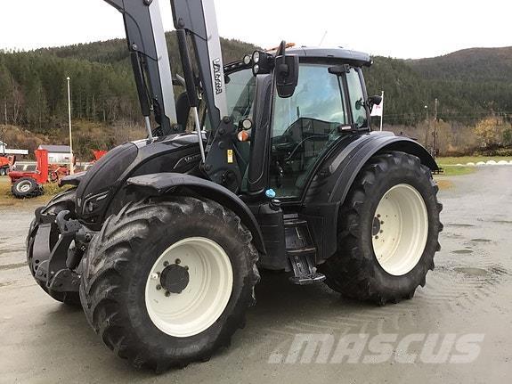 Valtra N174D Traktorit