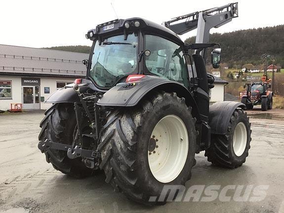 Valtra N174D Traktorit