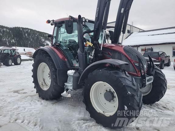 Valtra N174H Traktorit