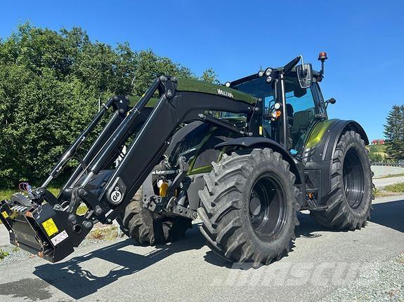 Valtra N175D Traktorit