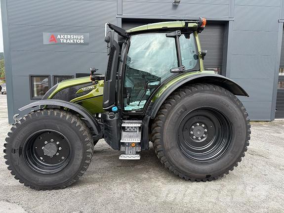 Valtra N175D Traktorit