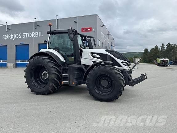 Valtra Q305 Traktorit