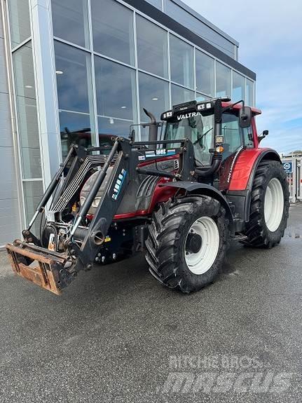 Valtra T-182-VERSU Traktorit