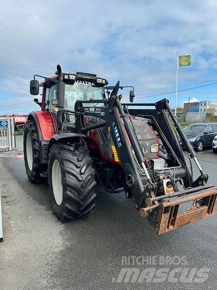 Valtra T-182-VERSU Traktorit