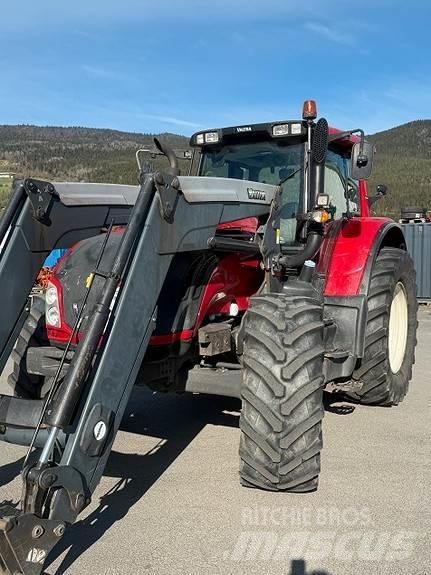 Valtra T 213 V Traktorit