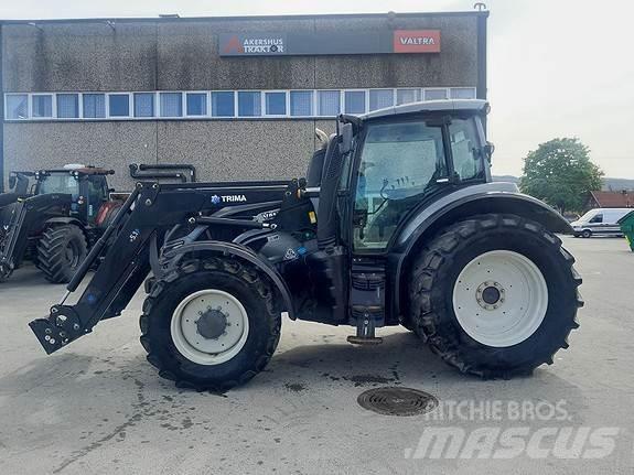Valtra T174E A Traktorit