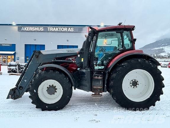 Valtra T174eD Traktorit