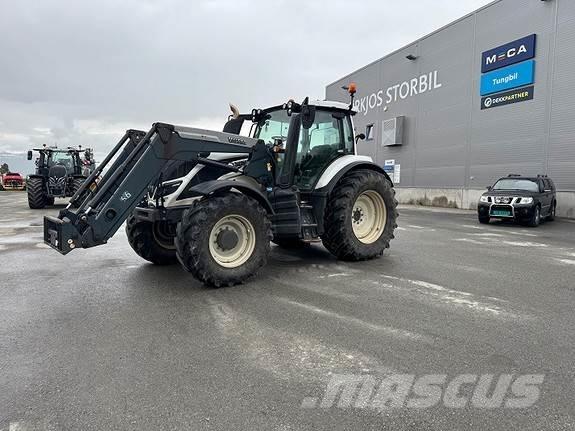 Valtra T174V Traktorit