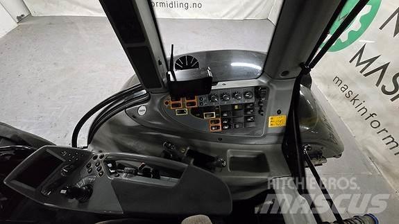 Valtra T182 Traktorit