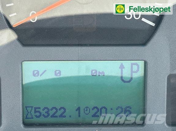 Valtra T190 Traktorit