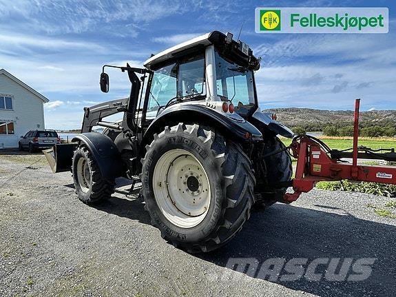 Valtra T190 Traktorit
