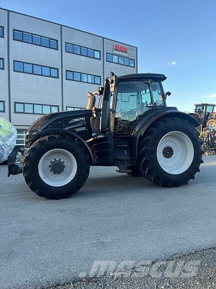 Valtra T234 Traktorit