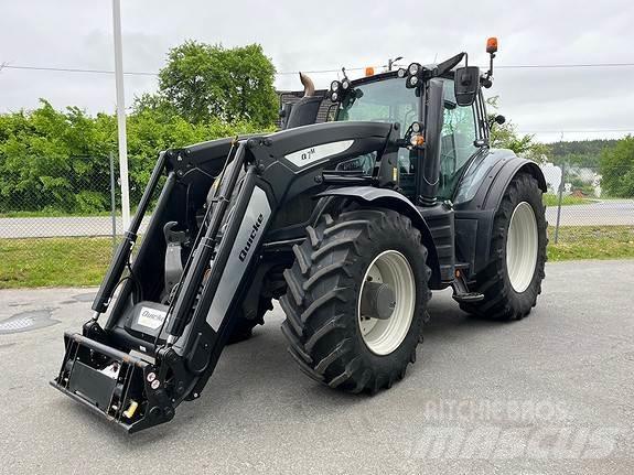 Valtra T234 Traktorit