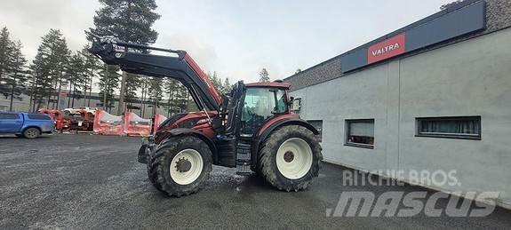 Valtra T234 Traktorit