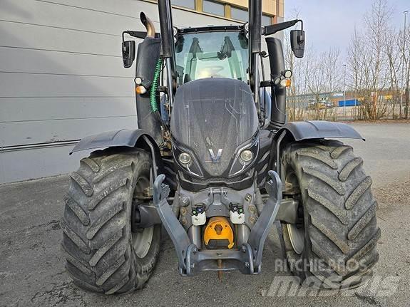 Valtra T234 Traktorit