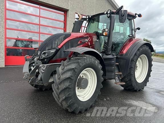 Valtra T234 Traktorit