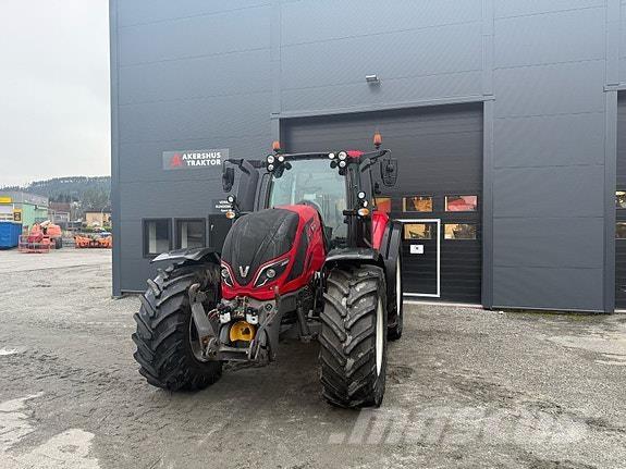 Valtra T234D Traktorit