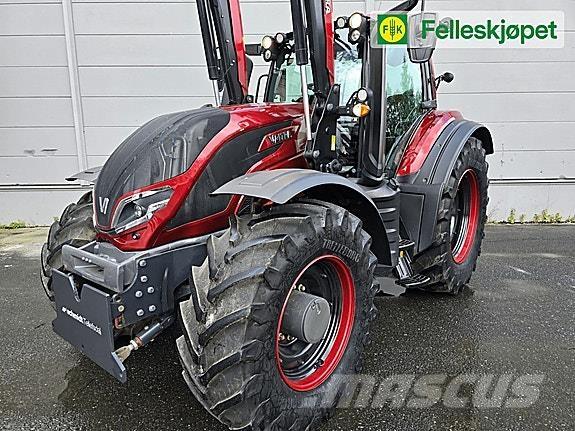 Valtra T235 Traktorit