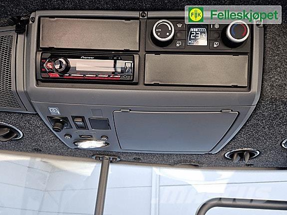 Valtra T235 Traktorit