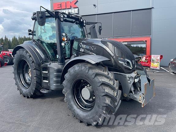 Valtra T235 Traktorit