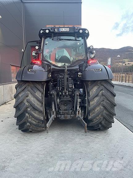 Valtra T235 Direct Traktorit
