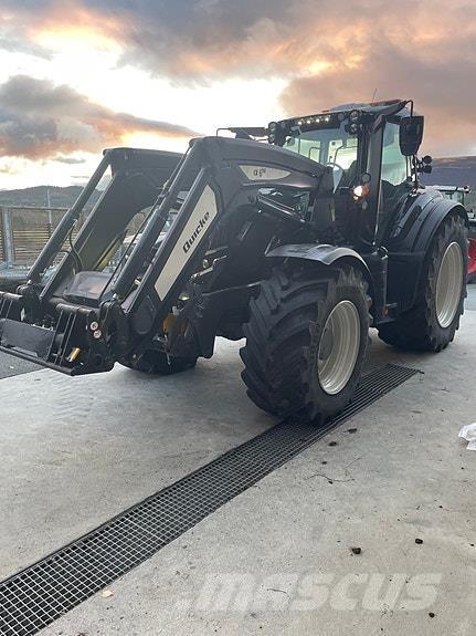 Valtra T235 Direct Traktorit
