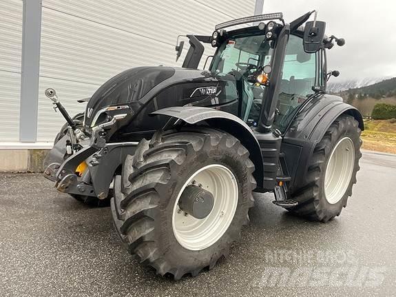 Valtra T235D Traktorit