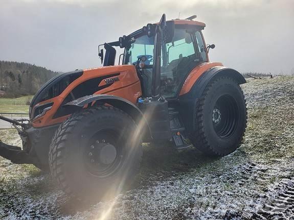 Valtra T255 Traktorit