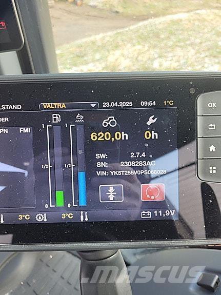 Valtra T255 Traktorit