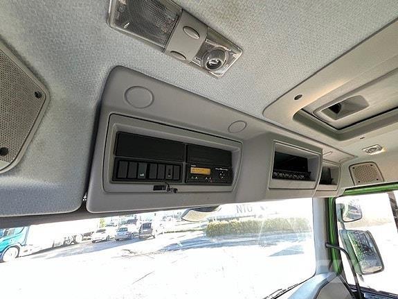 Volvo FE 320 -6x2 Muut kuorma-autot