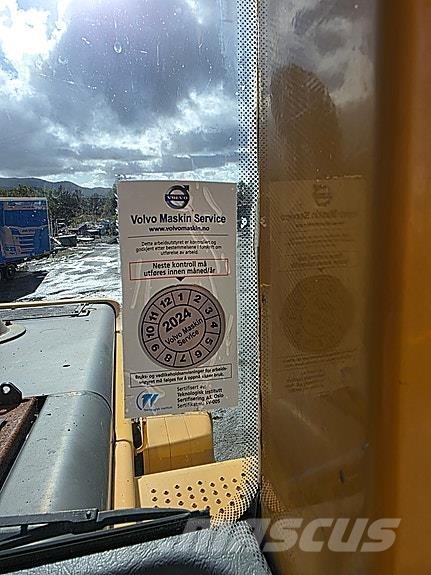 Volvo L90E Pyöräkuormaajat