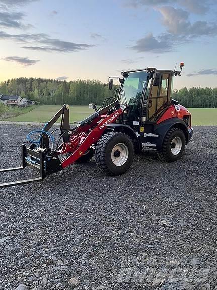 Yanmar V7 Pyöräkuormaajat