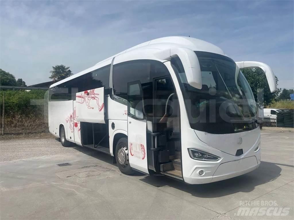 Irizar i6 Turistibussit