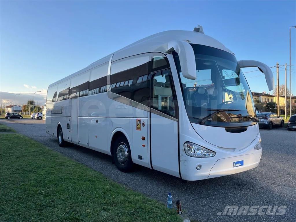  Irizar i6 Turistibussit