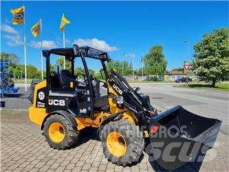 JCB 403 AGRI Pienkuormaajat