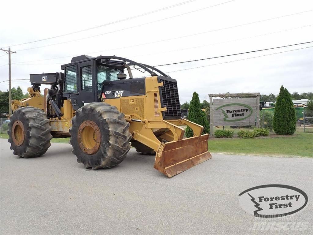 CAT 535C Juontokoneet
