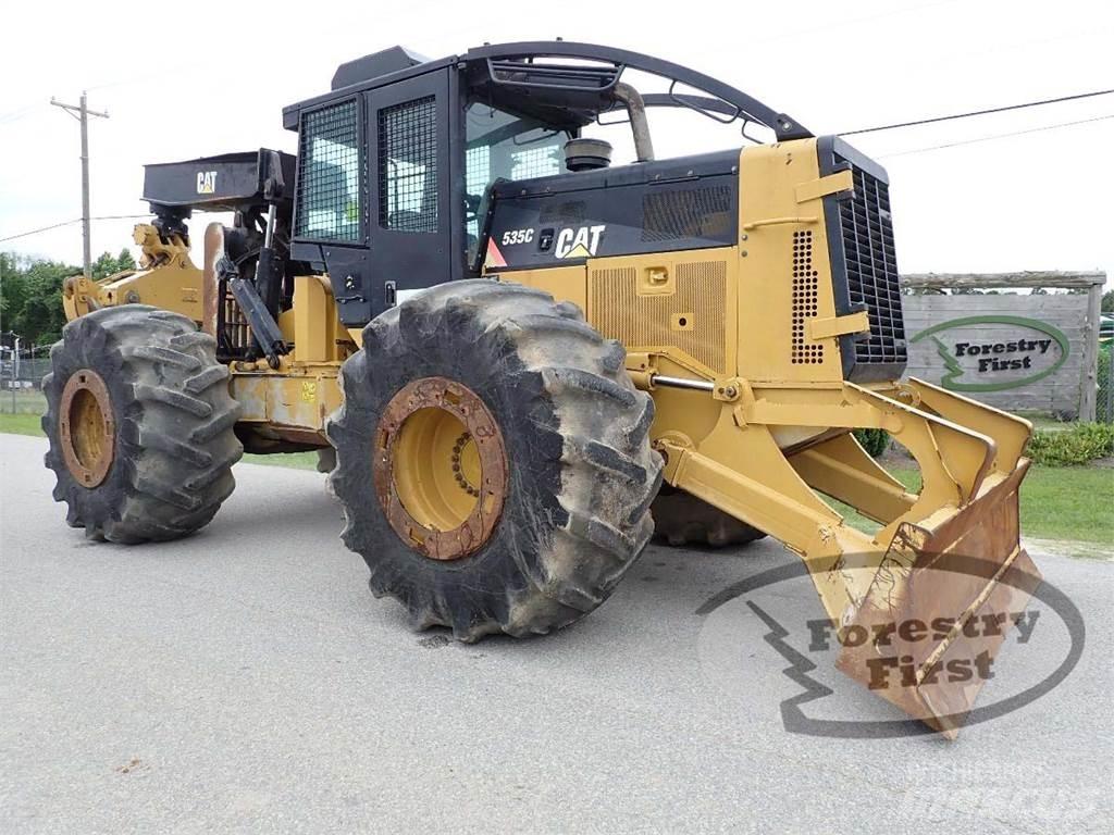 CAT 535C Juontokoneet