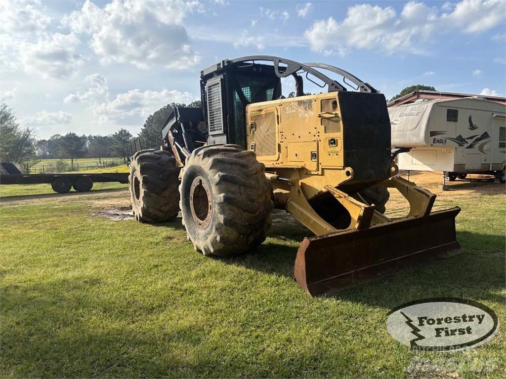 CAT 535D Juontokoneet