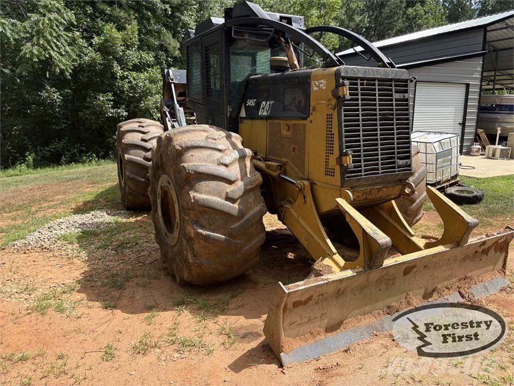 CAT 545C Juontokoneet