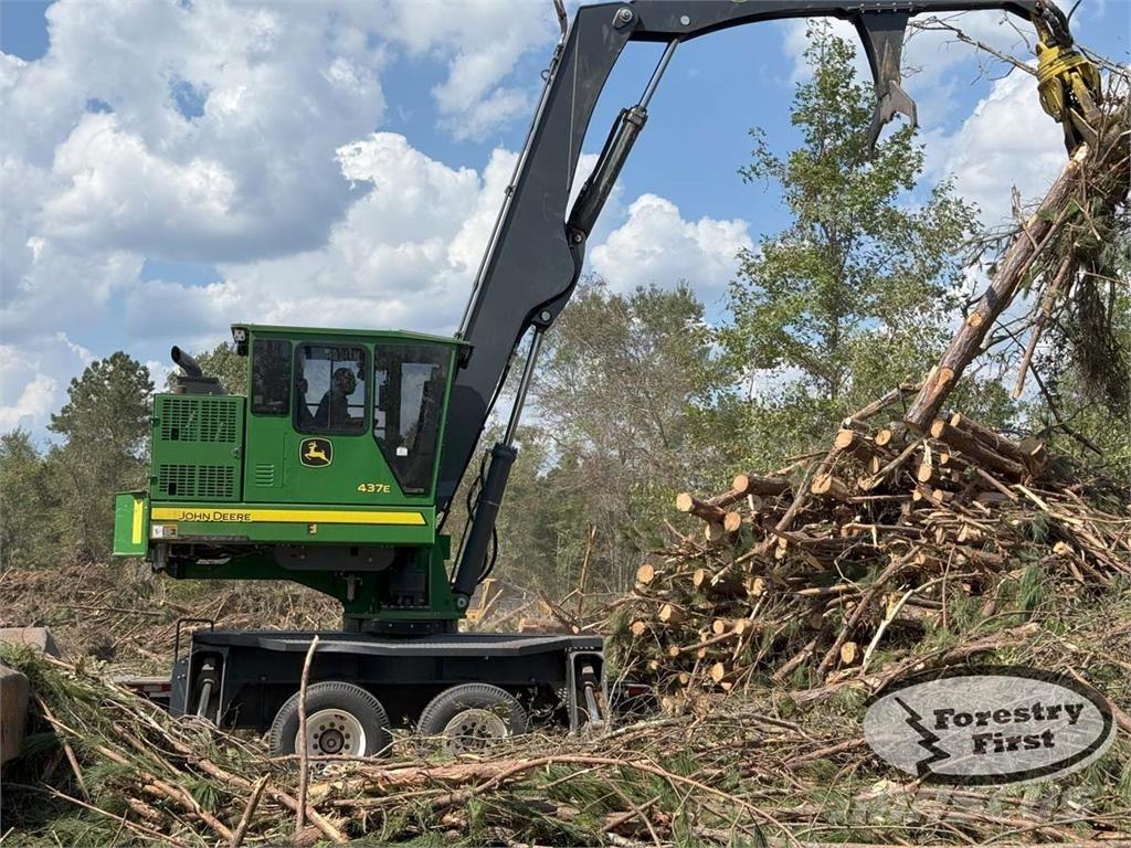 John Deere 437E Nivelpuomikuormaajat