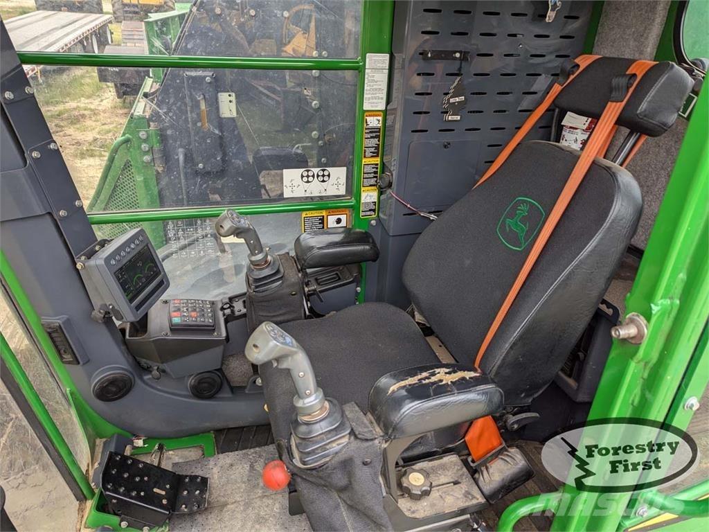 John Deere 853M Kaatokasauskoneet