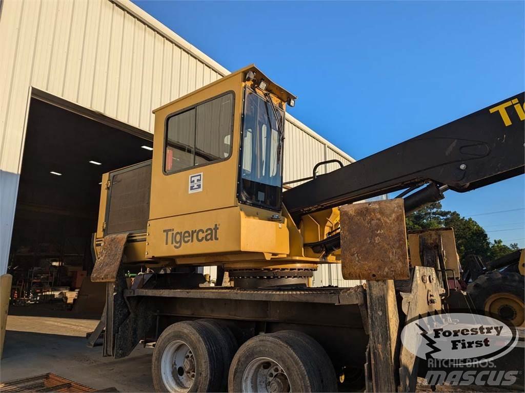 Tigercat 234B Nivelpuomikuormaajat