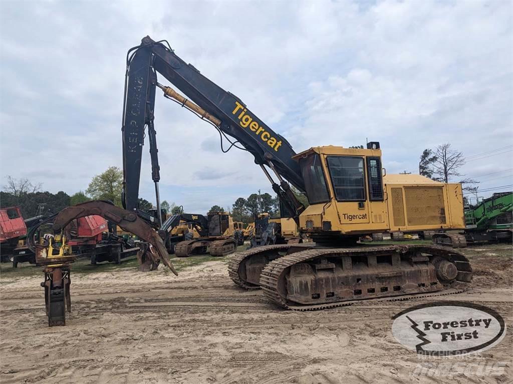 Tigercat 860S Nivelpuomikuormaajat