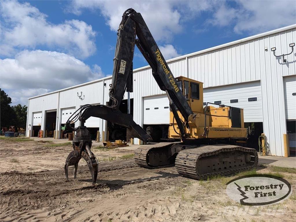 Tigercat T234B Nivelpuomikuormaajat