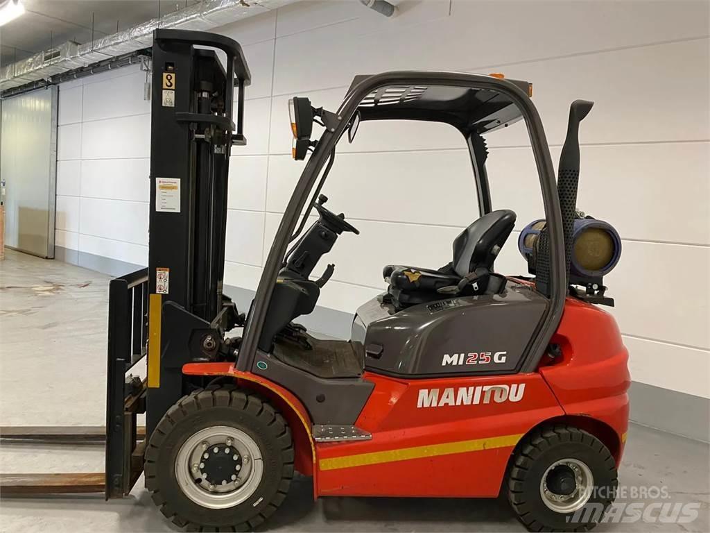 Manitou MI25G Nestekaasutrukit