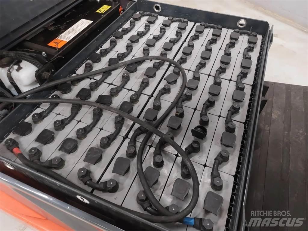 Toyota 8FBMKT25 Sähkötrukit