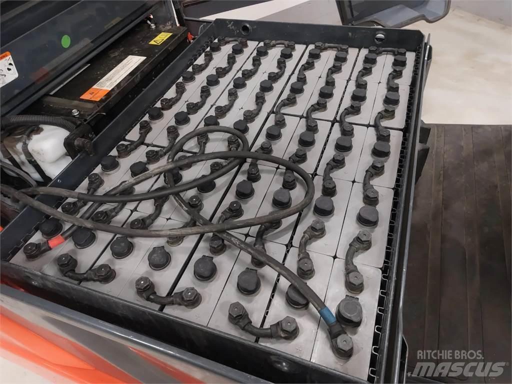 Toyota 8FBMKT25 Sähkötrukit